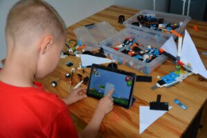 robotyka-galeria-Warsztaty Lego Boost 7