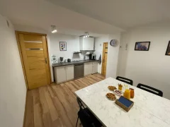 Sala dla rodziców podczas urodzin